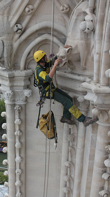 En plein travaux à accès difficile sur Paris